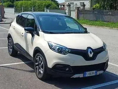 Usata Renault Captur 90 CV (66 kW) 2017 SUV