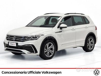 Usata VW Tiguan R-line 200 CV (147 kW) 2023 Bianco SUV