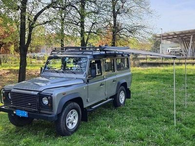 Usata Land Rover Defender 122 CV (89 kW) 2012 Grigio Station wagon