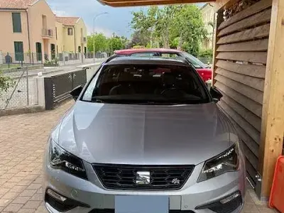Usata Seat Leon ST Black Edition 150 CV (110 kW) 2020 Grigio Station wagon