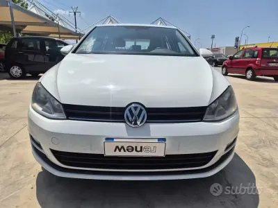 Usata VW Golf VII Comfortline 105 CV (77 kW) 2013 Bianco Berlina