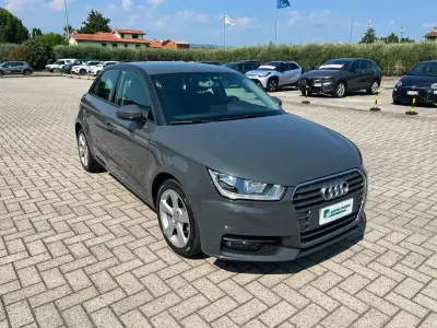 Usata Audi A1 Admired 90 CV (66 kW) 2017 Grigio Utilitaria