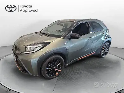 Begagnad Toyota Aygo X Limited 72 HK (52 kW) 2022 Grön SUV