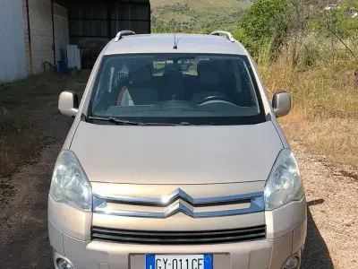 Usata Citroën Berlingo 75 CV (55 kW) 2011 Marrone Monovolume