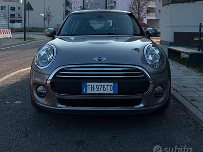 Usata Mini ONE 95 CV (69 kW) 2017 Grigio Utilitaria