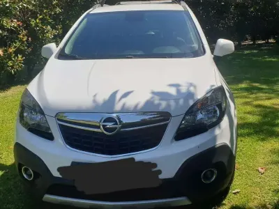 Usata Opel Mokka S 136 CV (100 kW) 2015 Bianco SUV