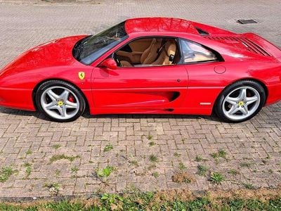 Usata Ferrari F355 381 CV (280 kW) 1998 Rosso Berlina