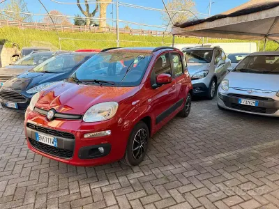 Usata Fiat Panda 69 CV (50 kW) 2012 Rosso Utilitaria