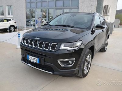 Begagnad Jeep Compass Limited 140 HK (102 kW) 2020 Svart SUV