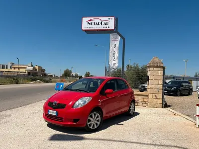 Occasion Toyota Yaris Luna 87 ch (63 kW) 2006 Rouge Berline