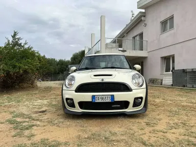 Usata Mini John Cooper Works Coupé 325 CV (239 kW) 2009 Bianco Coupé
