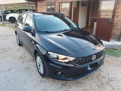 Usata Fiat Tipo Business 120 CV (88 kW) 2016 Nero Station wagon