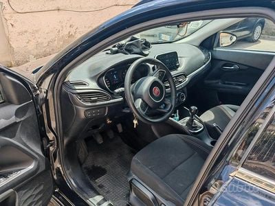 Usata Fiat Tipo 120 CV (88 kW) 2018 Nero Station wagon