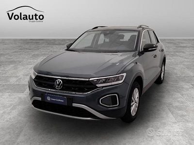 Usata VW T-Roc Life 150 CV (110 kW) 2025 Verde SUV