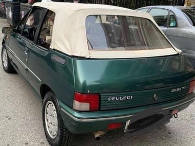 Usata Peugeot 205 Roland Garros 83 CV (61 kW) 1990 Verde Cabrio