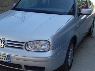 Usata VW Golf IV 105 CV (77 kW) 2000 Grigio Cabrio