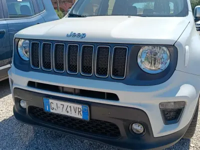 Usata Jeep Renegade Limited 179 CV (131 kW) 2022 Bianco SUV
