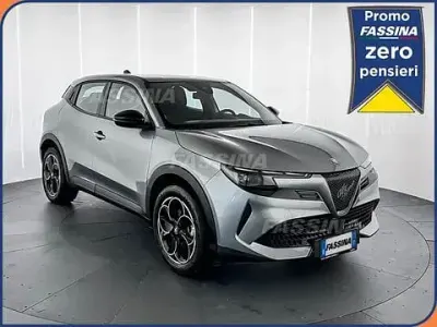 Nuova Alfa Romeo Junior 114 kW (156 CV) 2025 Grigio SUV