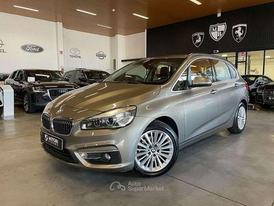 Usata BMW 218 Active Tourer Luxury Line 150 CV (110 kW) 2015 Argento Monovolume
