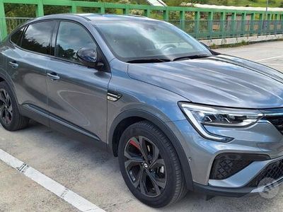 Usata Renault Arkana 94 CV (69 kW) 2022 Grigio SUV