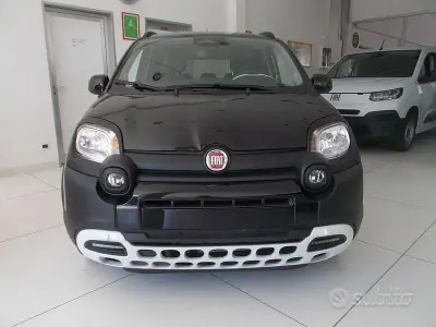 Nuova Fiat Panda Cross Cross 2025 Nero Utilitaria