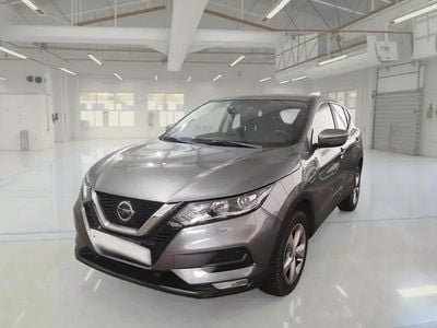 Begagnad Nissan Qashqai 115 HK (84 kW) 2020 Grå SUV