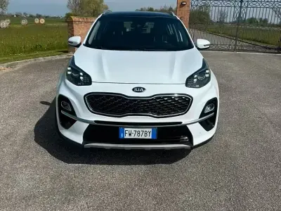 Usata Kia Sportage 115 CV (84 kW) 2019 Bianco SUV