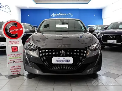 Usata Peugeot 208 Allure 100 CV (73 kW) 2021 Utilitaria