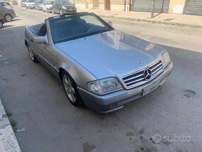 Usata Mercedes SL500 320 CV (235 kW) 1992 Grigio Cabrio