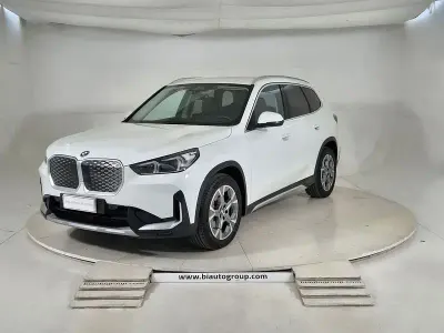 Usata BMW iX1 xLine 150 kW (204 CV) 2025 Bianco SUV
