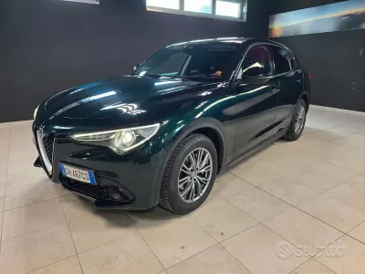 Usata Alfa Romeo Stelvio Business 160 CV (117 kW) 2020 Verde SUV