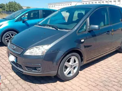 Usata Ford C-MAX Ghia 114 CV (83 kW) 2006 Grigio Monovolume