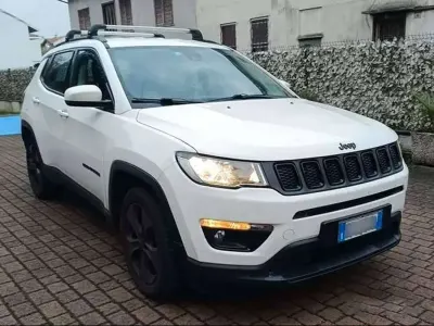 Usata Jeep Compass Night Eagle 120 CV (88 kW) 2019 Bianco SUV