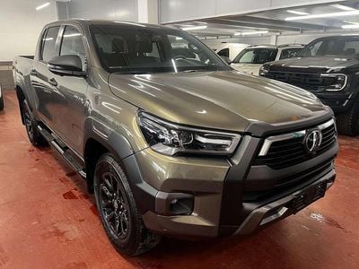 Nuova Toyota HiLux 204 CV (150 kW) 2026 Bronzo Pick-up