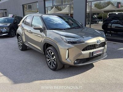 Usata Toyota Yaris Cross Trend 92 CV (67 kW) 2023 Grigio SUV