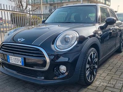 Usata Mini Cooper D Clubman Business 116 CV (85 kW) 2016 Nero Station wagon