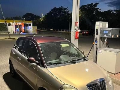 Gebraucht Lancia Ypsilon 90 PS (66 kW) 2008 Kleinwagen