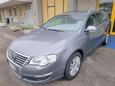 Grigio Usata 2007 VW Passat Highline Station wagon | 4990 € (Buon prezzo)