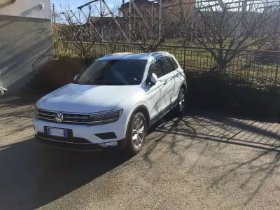 Usata VW Tiguan Executive 150 CV (110 kW) 2016 Bianco SUV
