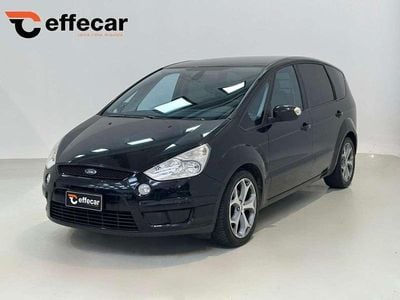 Usata Ford S-MAX Titanium 140 CV (102 kW) 2008 Nero Monovolume
