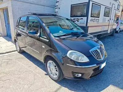 Usata Lancia Musa Gold 95 CV (69 kW) 2013 Nero Monovolume