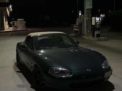 Usata Mazda MX5 140 CV (102 kW) 2000 Cabrio