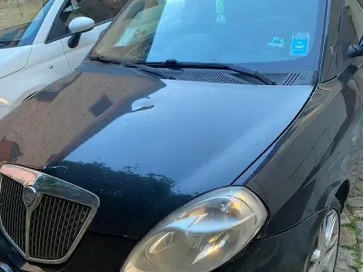 Usata Lancia Ypsilon 69 CV (50 kW) 2007 Nero Utilitaria