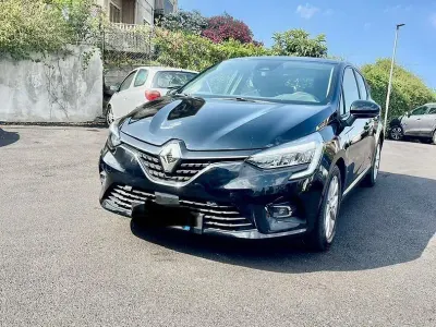 Usata Renault Clio 90 CV (66 kW) 2020 Nero
