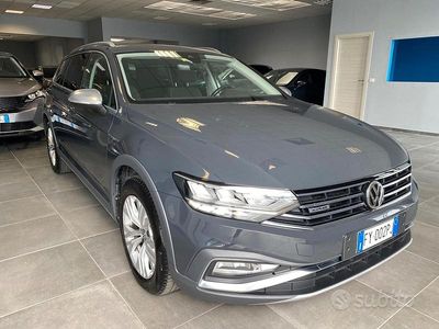 Usata VW Passat Alltrack 190 CV (139 kW) 2019 Grigio Station wagon