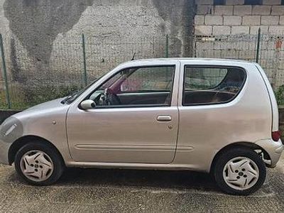 Occasion Fiat 600 54 ch (39 kW) 2005 Gris Citadine