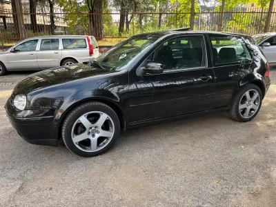 Begagnad VW Golf III GTI 150 HK (110 kW) 1999 Svart Sedan
