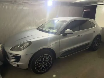 Usata Porsche Macan 250 CV (183 kW) 2014 Argento SUV