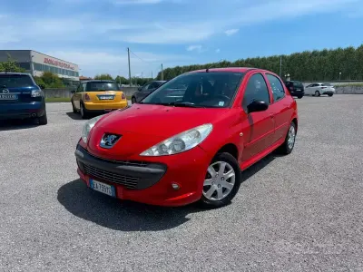 Usata Peugeot 206 57 CV (41 kW) 2010 Rosso Berlina