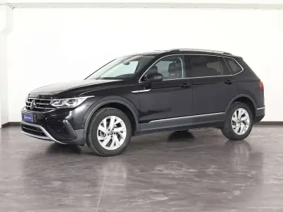 Usata VW Tiguan Allspace Elegance 150 CV (110 kW) 2021 Deep black SUV